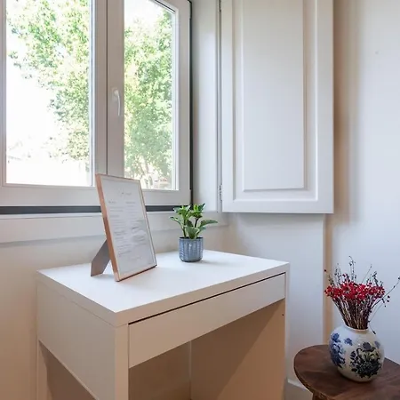 Quiet Oasis With A Private Patio Lisboa